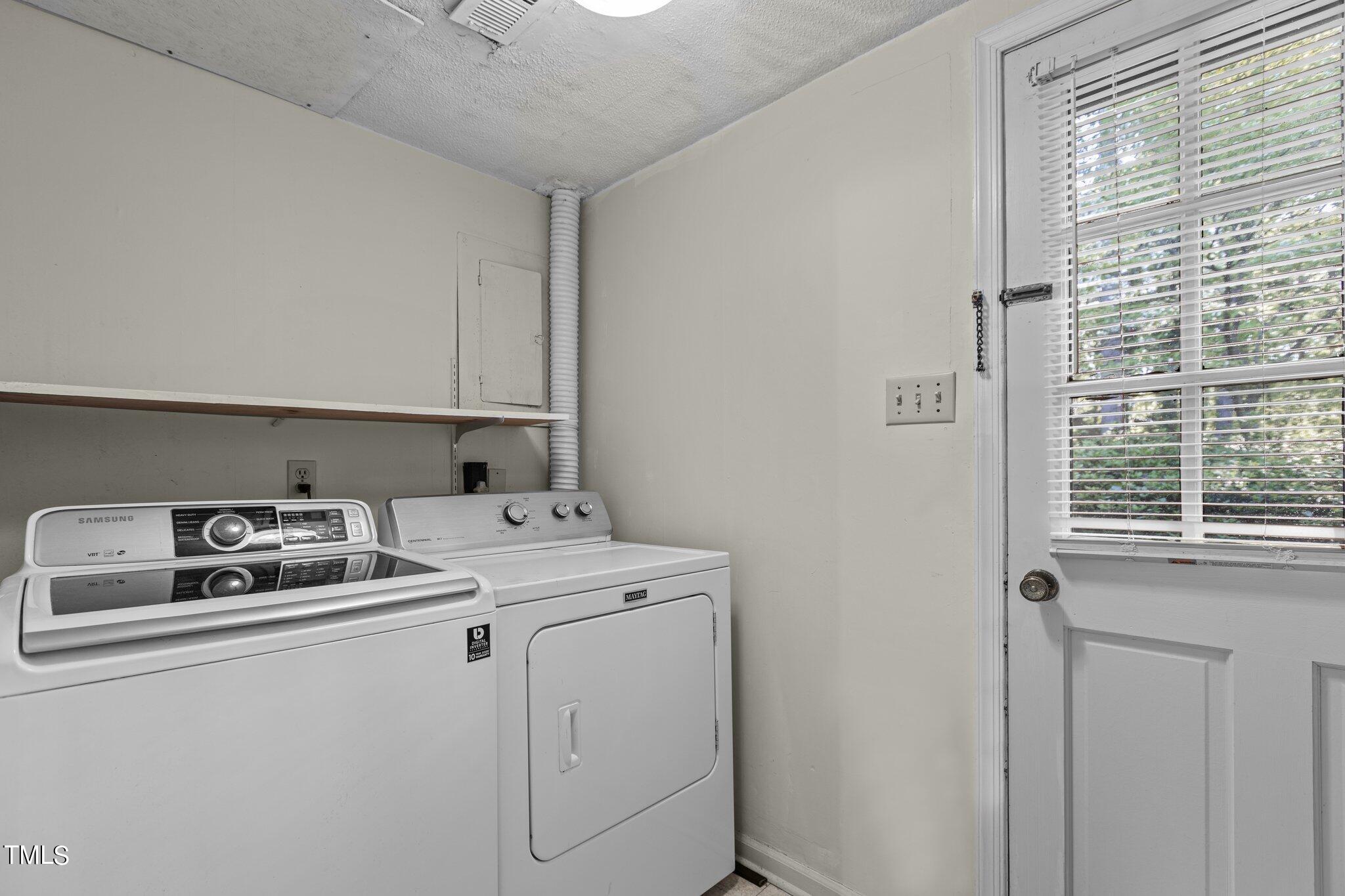 1500 Princess Anne Road Raleigh, NC 27607 - Photo 26 of 37 a utility room with dryer and washer