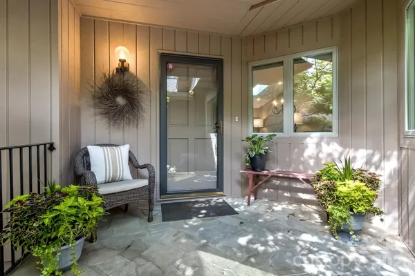 $675,000 | 9 Ridge Terrace, Asheville, NC 28804