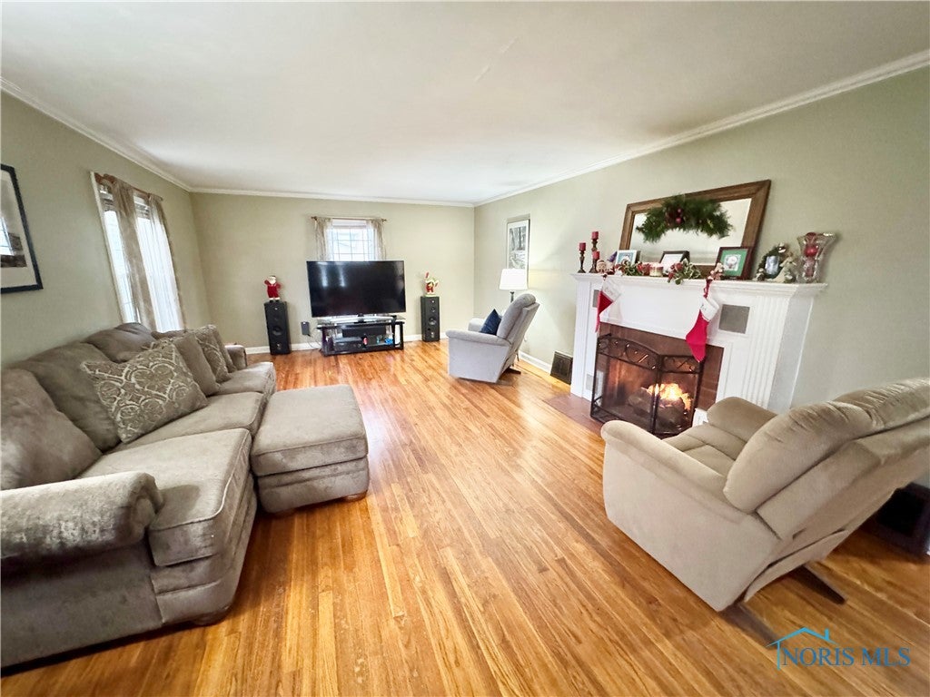 1035 Schultz Street Defiance, OH 43512 - Photo 4 of 38 Gallery Image 4