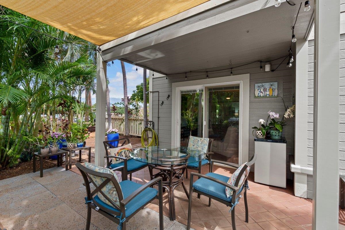 140 Uwapo Road, Unit 35102 Kihei, HI 96753 - Photo 22 of 30 a outdoor space with furniture