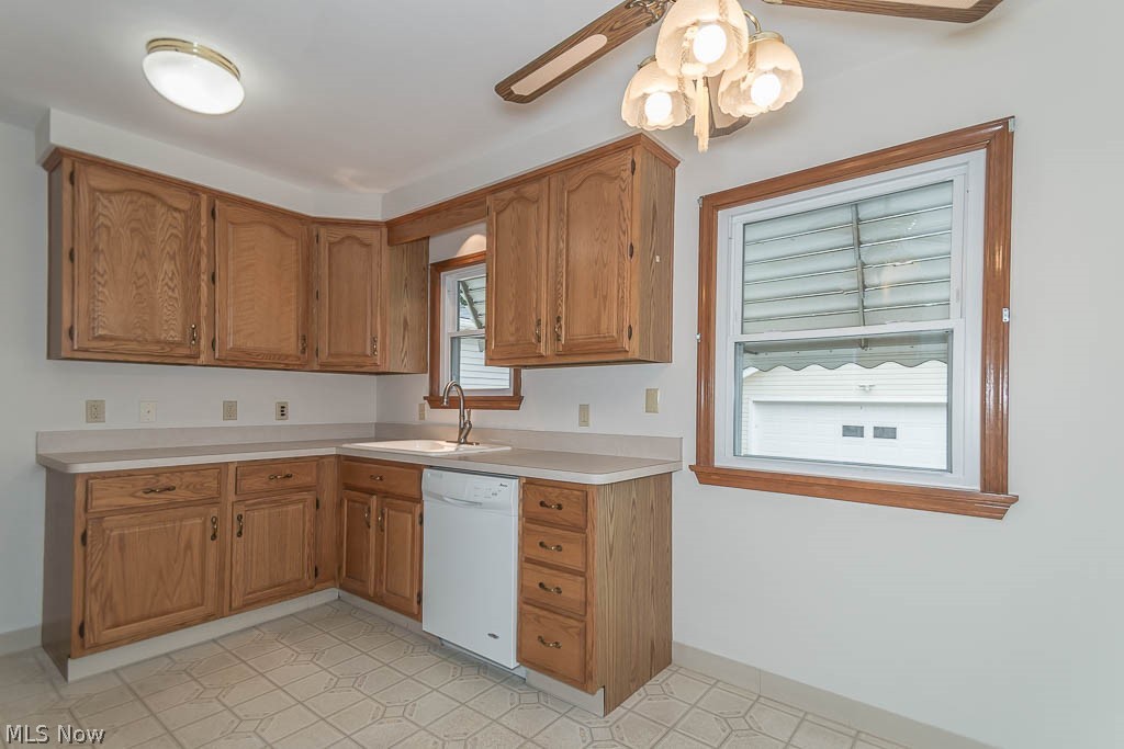 29934 Elgin Road Wickliffe, OH 44092 - Photo 6 of 35 Gallery Image 6
