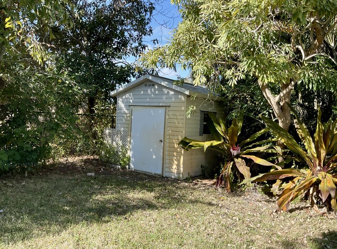 1661 East 14th Street Stuart, FL 34996 - Photo 14 of 15 shed