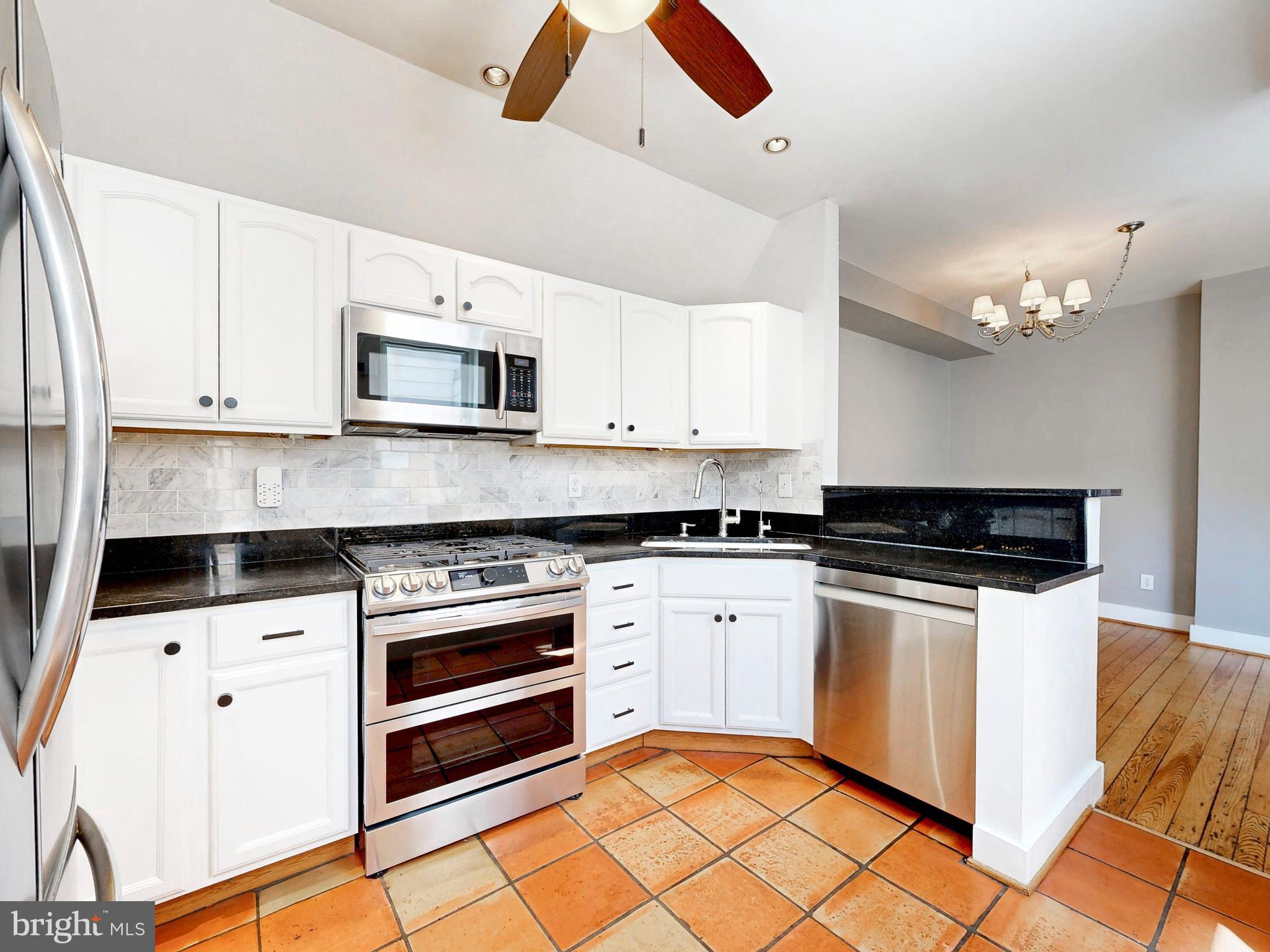 220 South Castle Street Baltimore, MD 21231 - Photo 16 of 35