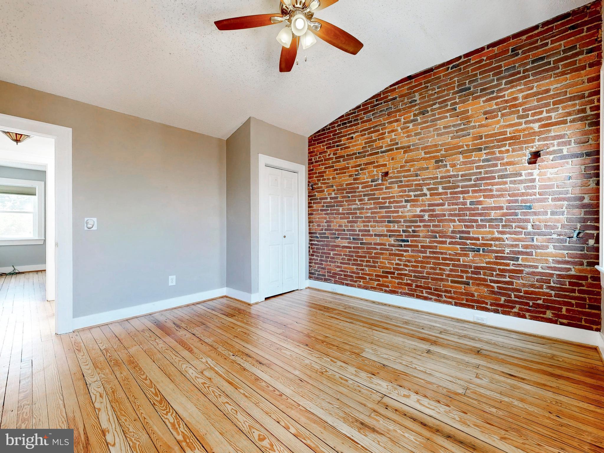 220 South Castle Street Baltimore, MD 21231 - Photo 21 of 35