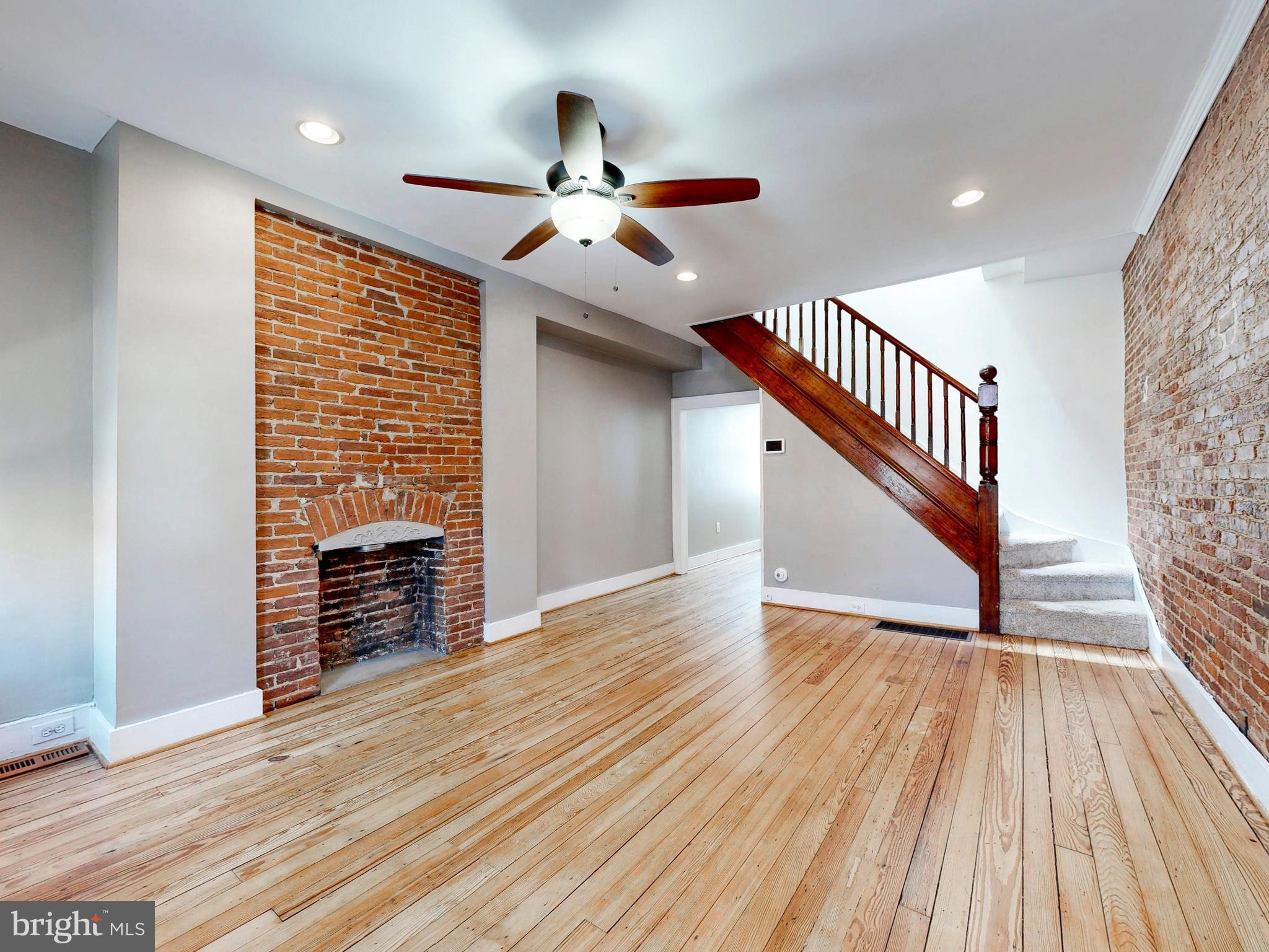 220 South Castle Street Baltimore, MD 21231 - Photo 4 of 35