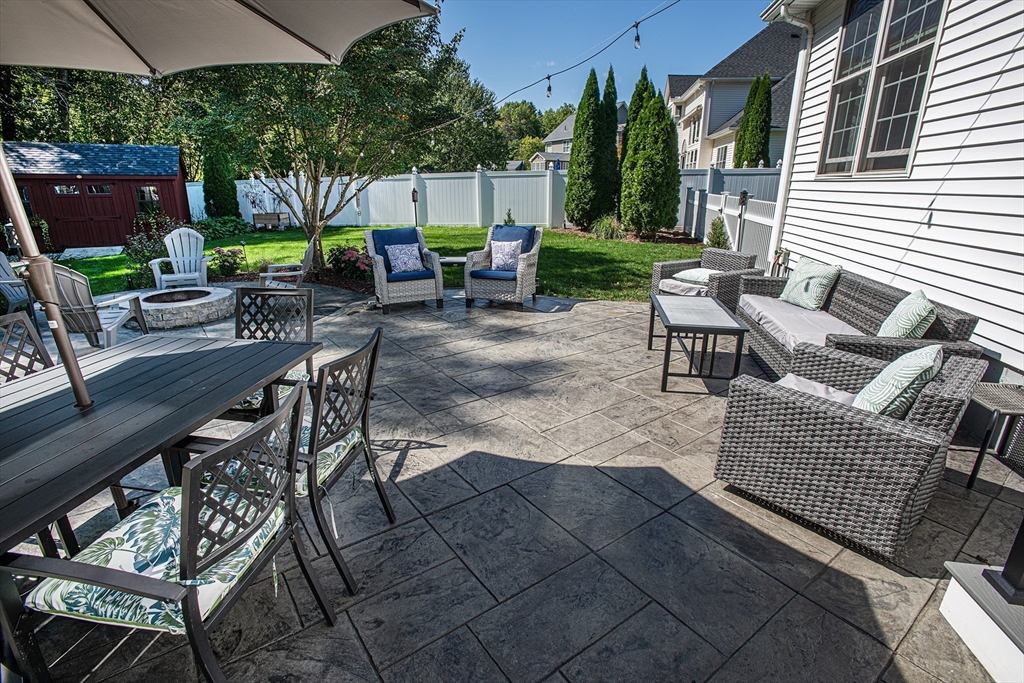133 Cardinal Way Northampton, MA 01062 - Photo 9 of 39 Gallery Image 9