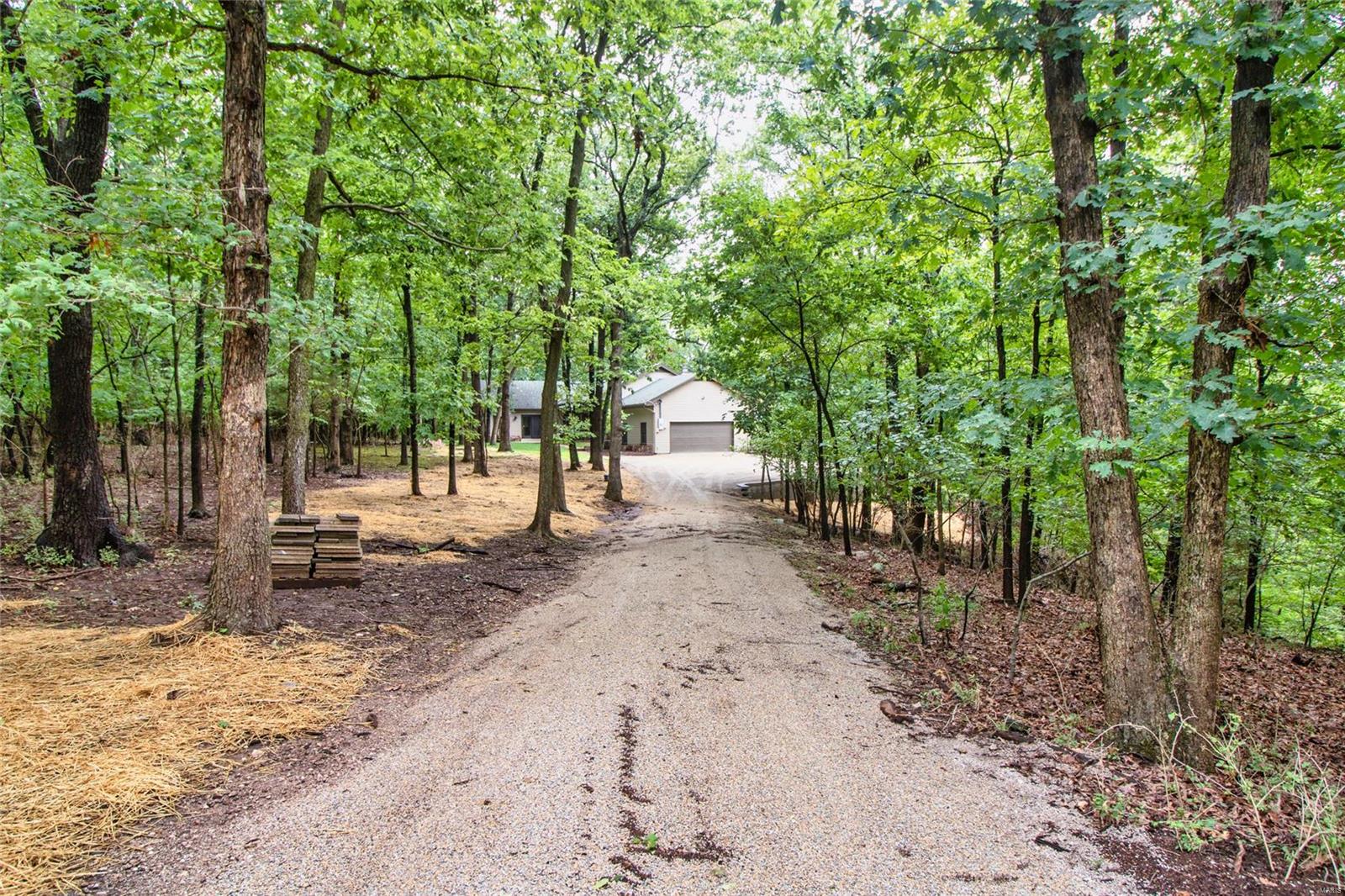 1302 Bear Canyon Road Ballwin, MO 63021 - Photo 2 of 61 Gallery Image 2