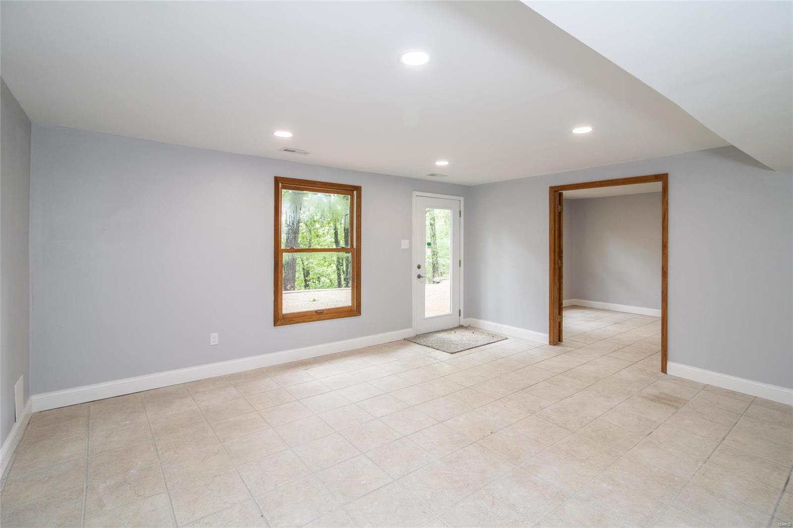 1302 Bear Canyon Road Ballwin, MO 63021 - Photo 30 of 61 Gallery Image 30
