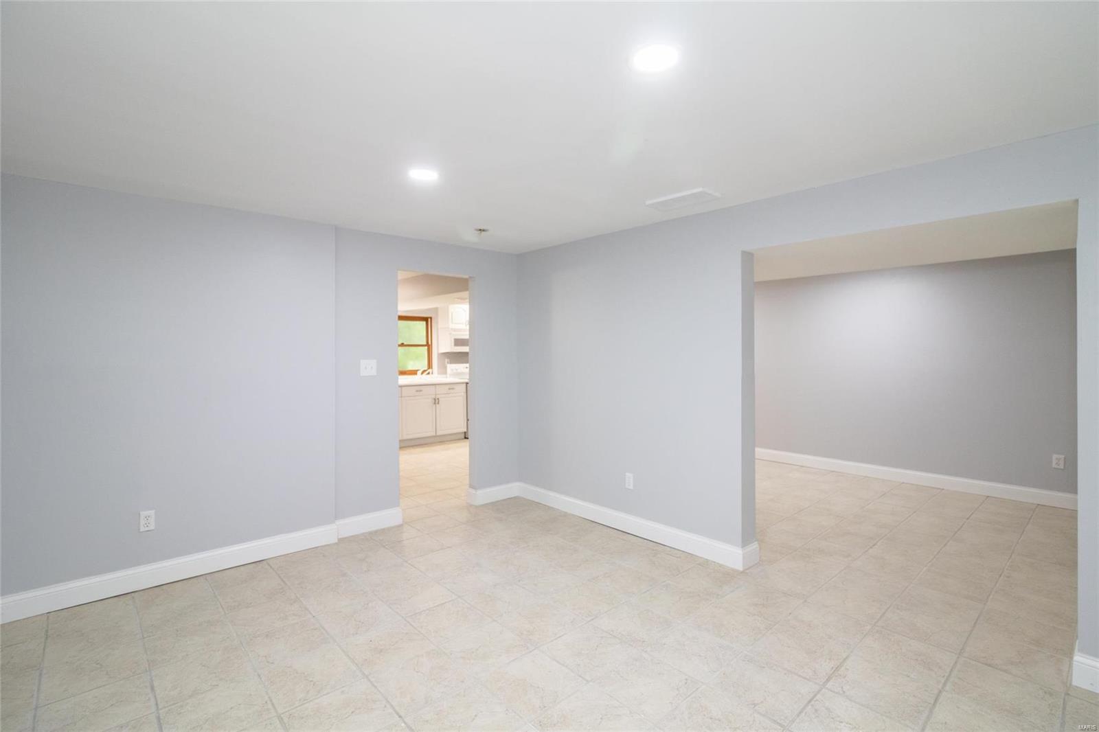 1302 Bear Canyon Road Ballwin, MO 63021 - Photo 40 of 61 Gallery Image 40