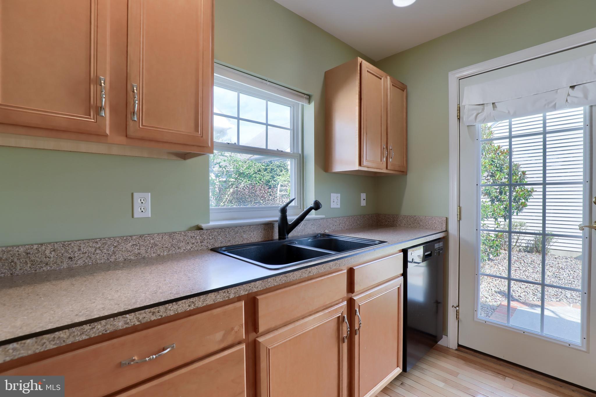 1204 Brighton Avenue Lititz, PA 17543 - Photo 15 of 37