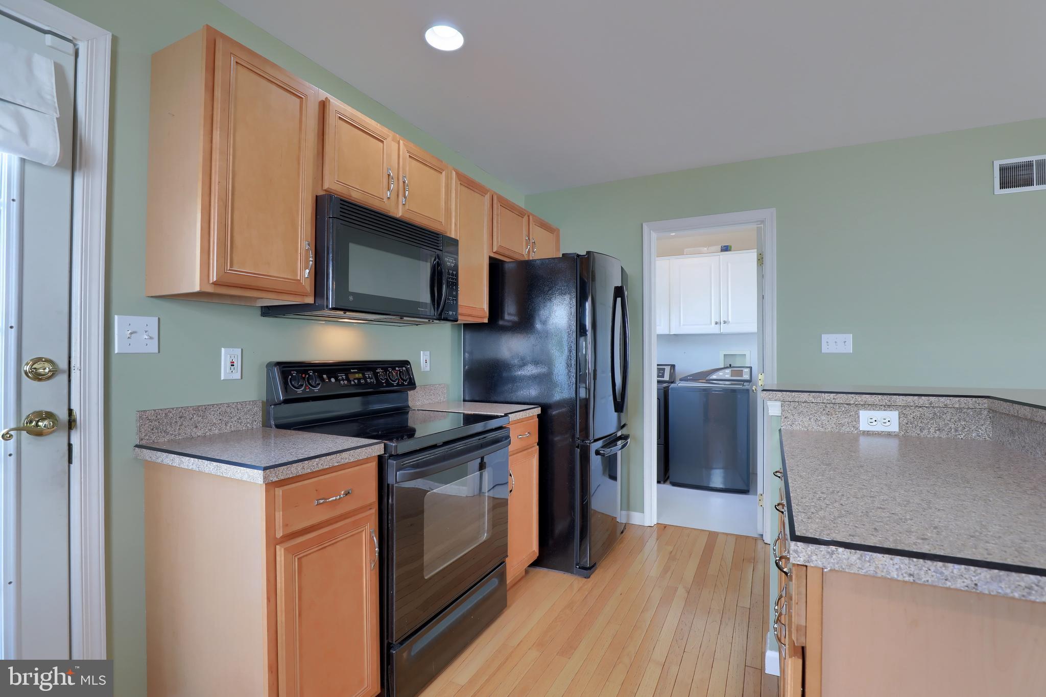 1204 Brighton Avenue Lititz, PA 17543 - Photo 16 of 37