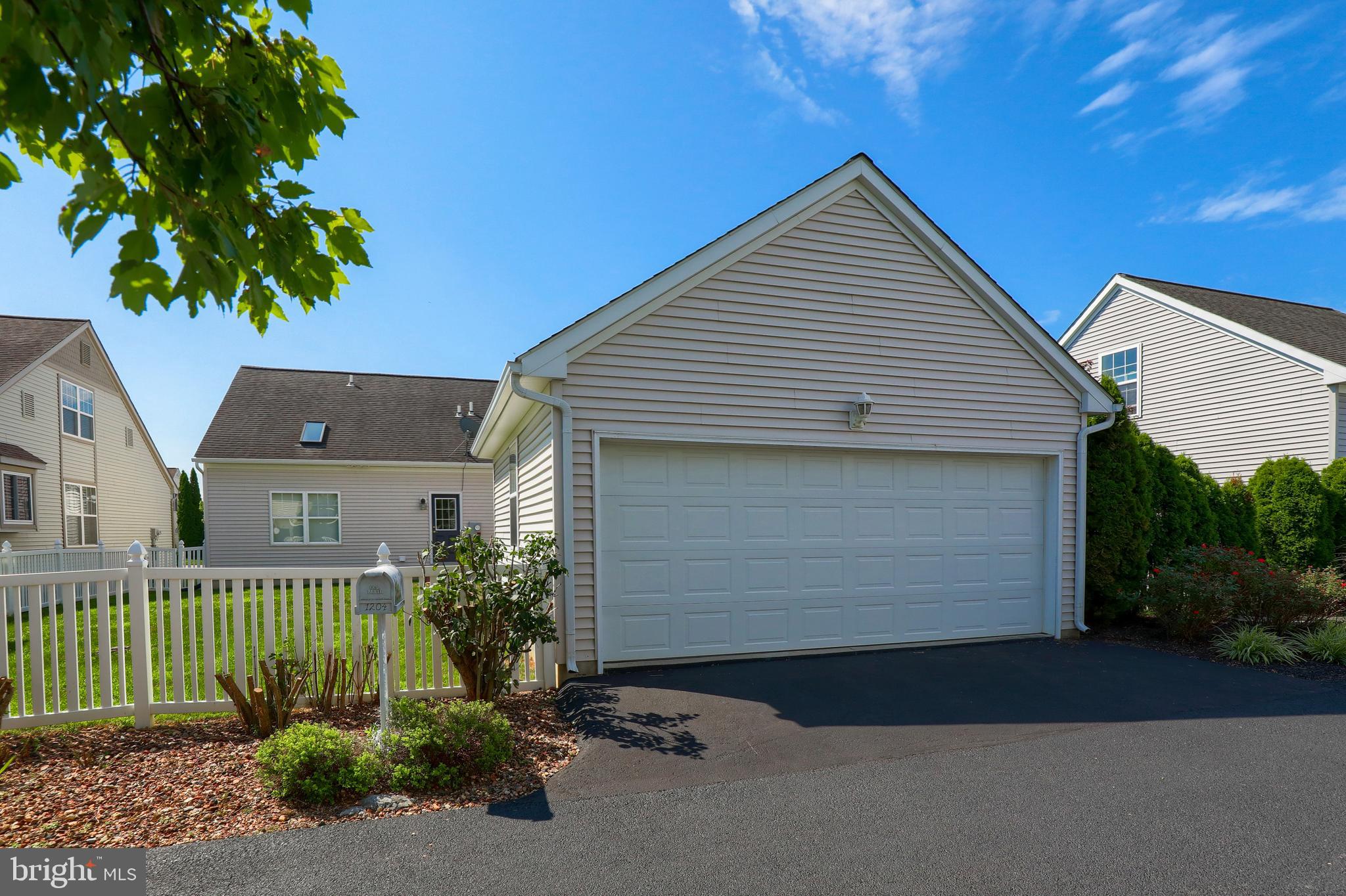 1204 Brighton Avenue Lititz, PA 17543 - Photo 28 of 37
