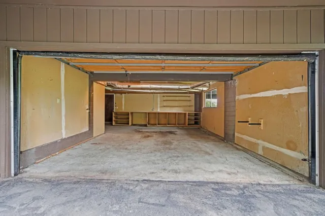 $3,395,000 | 435 Golden Oak Drive, Portola Valley, CA 94028