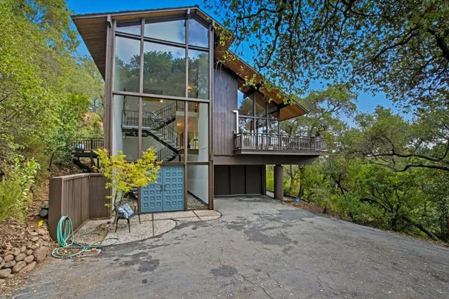 $3,395,000 | 435 Golden Oak Drive, Portola Valley, CA 94028