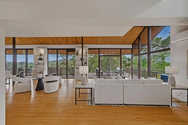 $3,395,000 | 435 Golden Oak Drive, Portola Valley, CA 94028