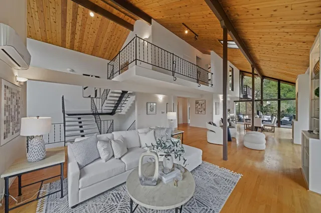 $3,395,000 | 435 Golden Oak Drive, Portola Valley, CA 94028