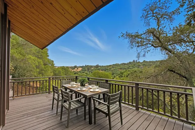 $3,395,000 | 435 Golden Oak Drive, Portola Valley, CA 94028