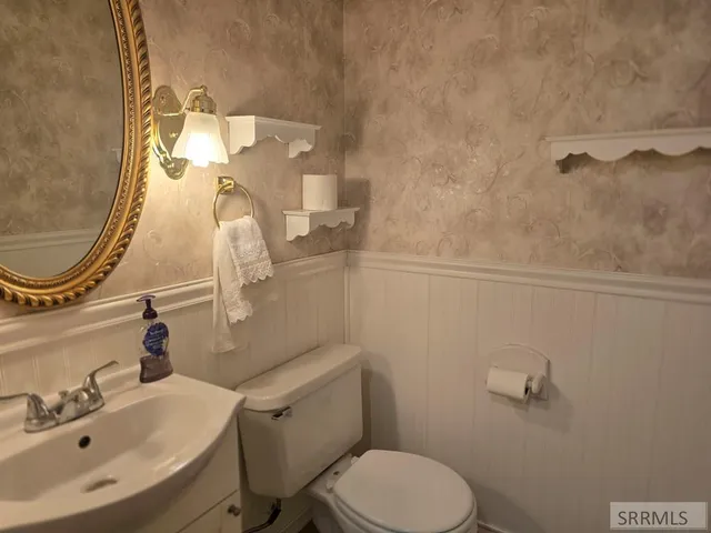 $282,000 | 1479 Three Fountains Drive, Unit 53, Idaho Falls, ID 83404