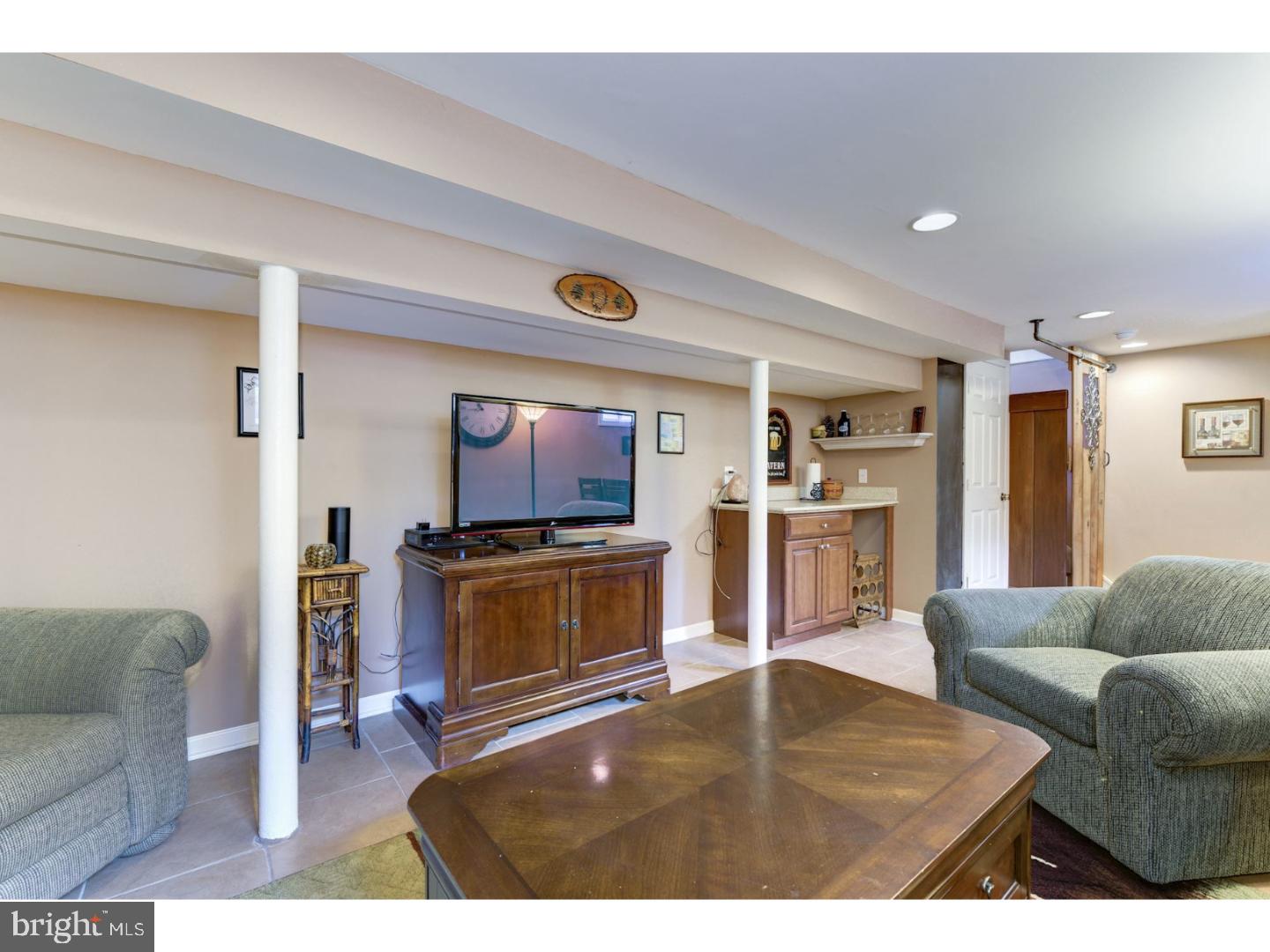 32 Delwood Road Cherry Hill, NJ 08002 - Photo 18 of 25 Family Room