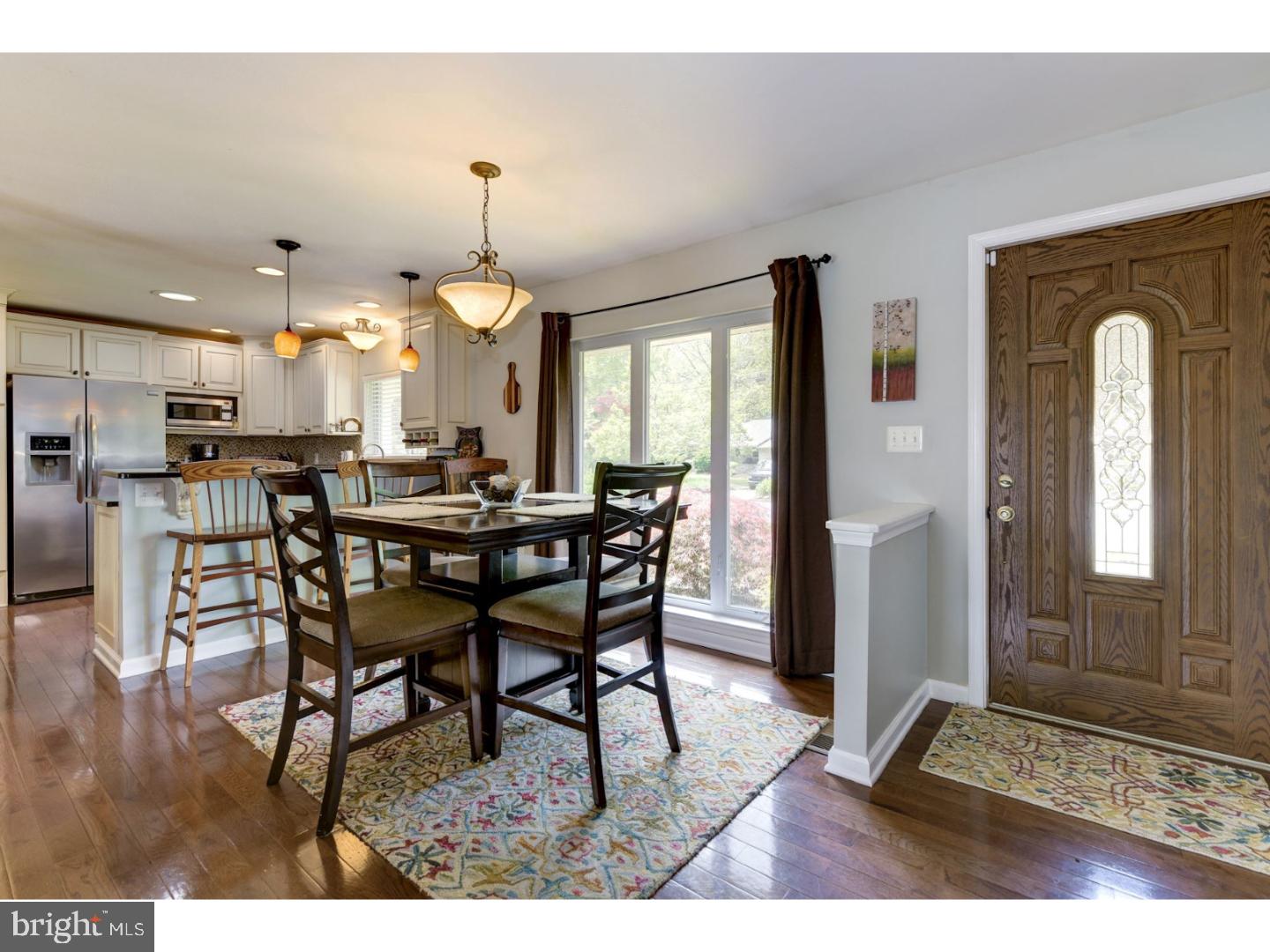 32 Delwood Road Cherry Hill, NJ 08002 - Photo 3 of 25 Foyer