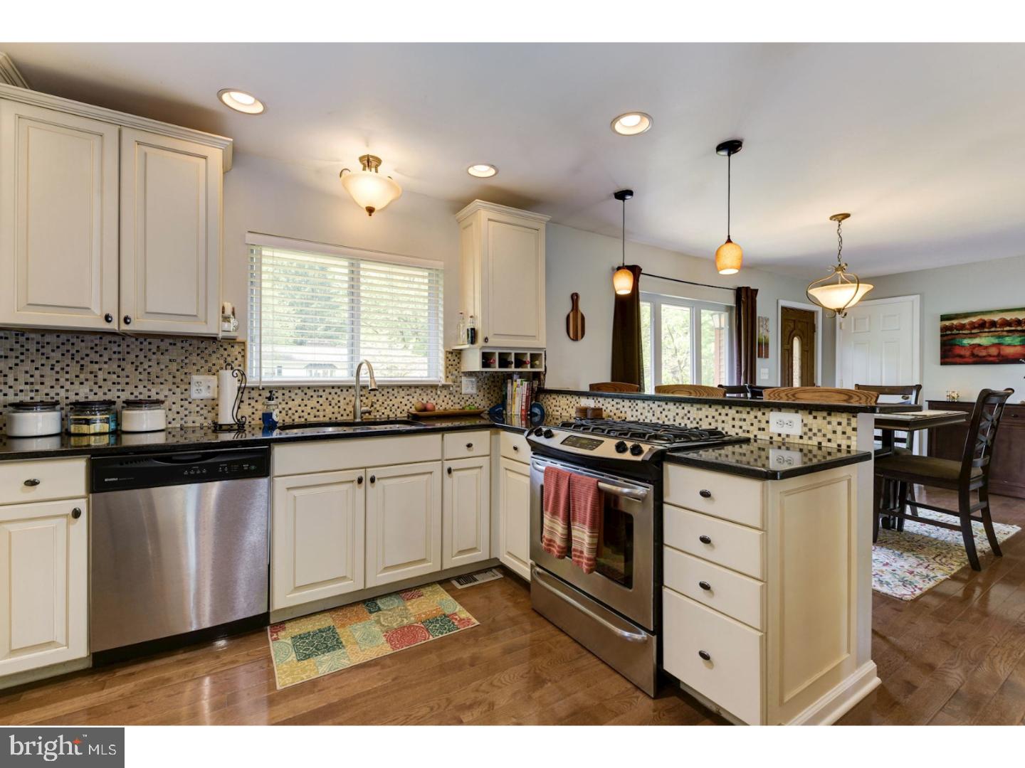 32 Delwood Road Cherry Hill, NJ 08002 - Photo 9 of 25 Kitchen