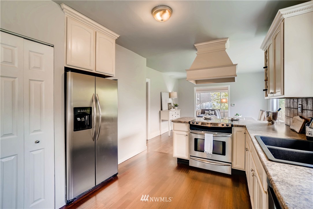 20203 Filbert Drive Bothell, WA 98012 - Photo 9 of 22