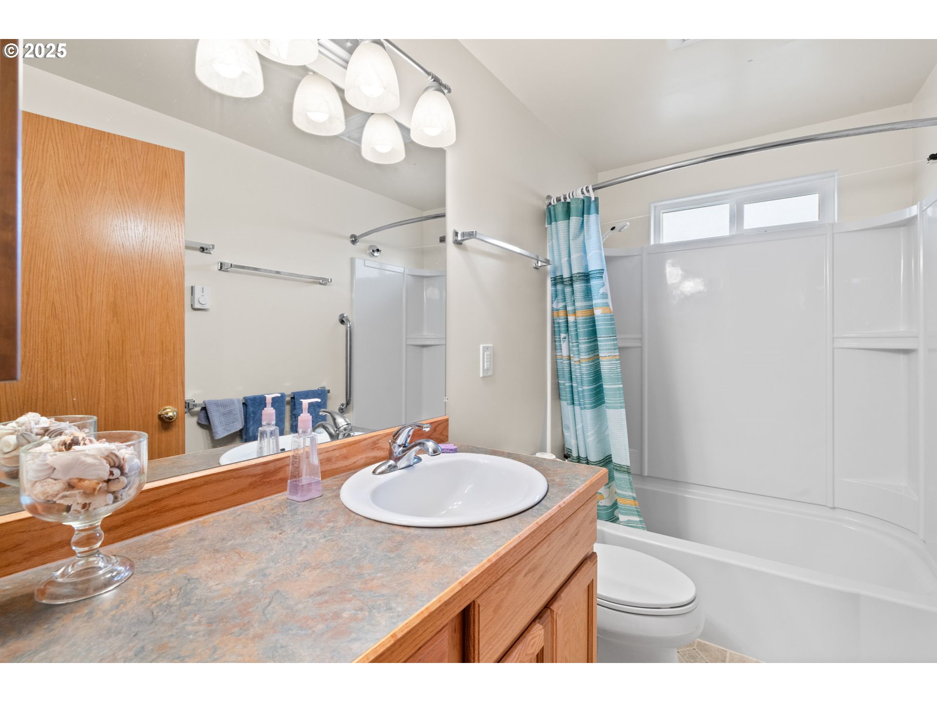 337 16th Avenue Seaside, OR 97138 - Photo 15 of 29 Unit #3