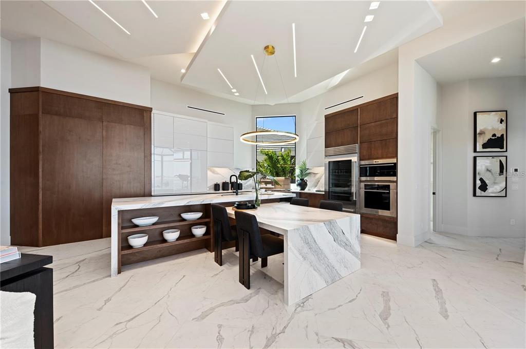 800 Blue Shell Loop Sarasota, FL 34240 - Photo 14 of 52 Gallery Image 14