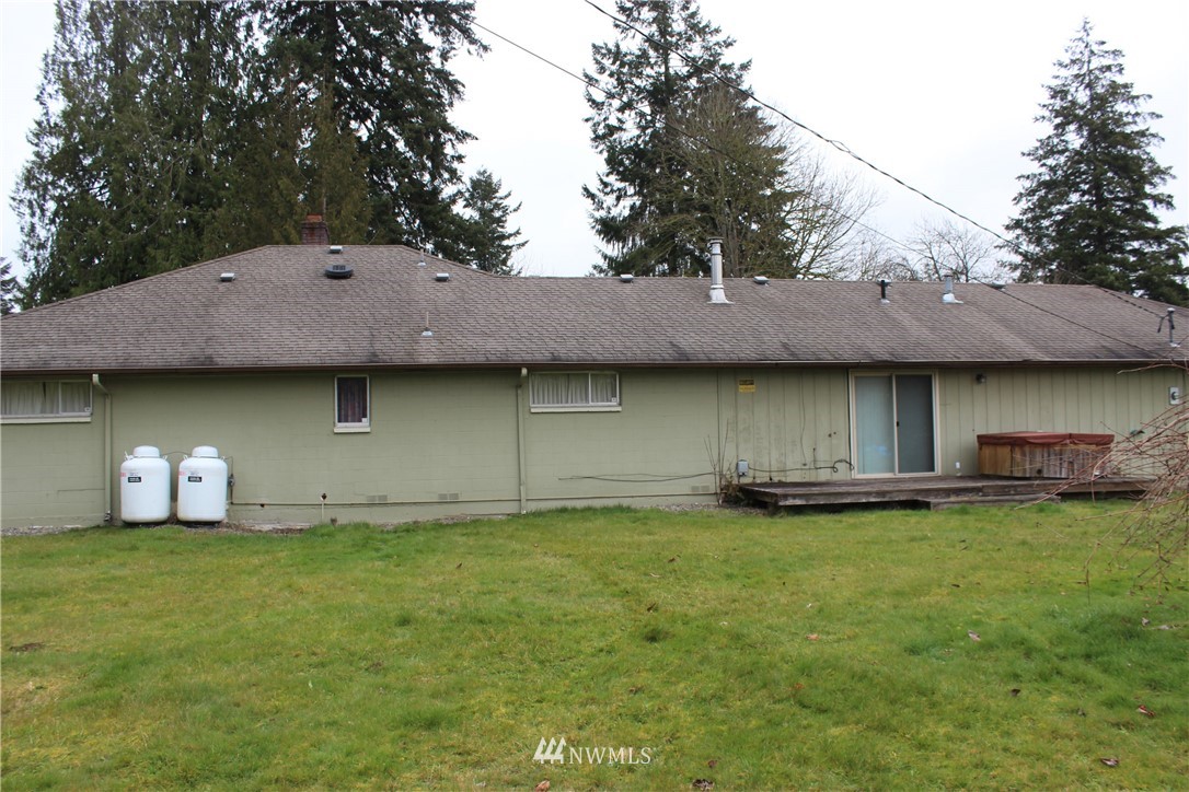 9931 James Road Southwest Rochester, WA 98579 - Photo 3 of 28