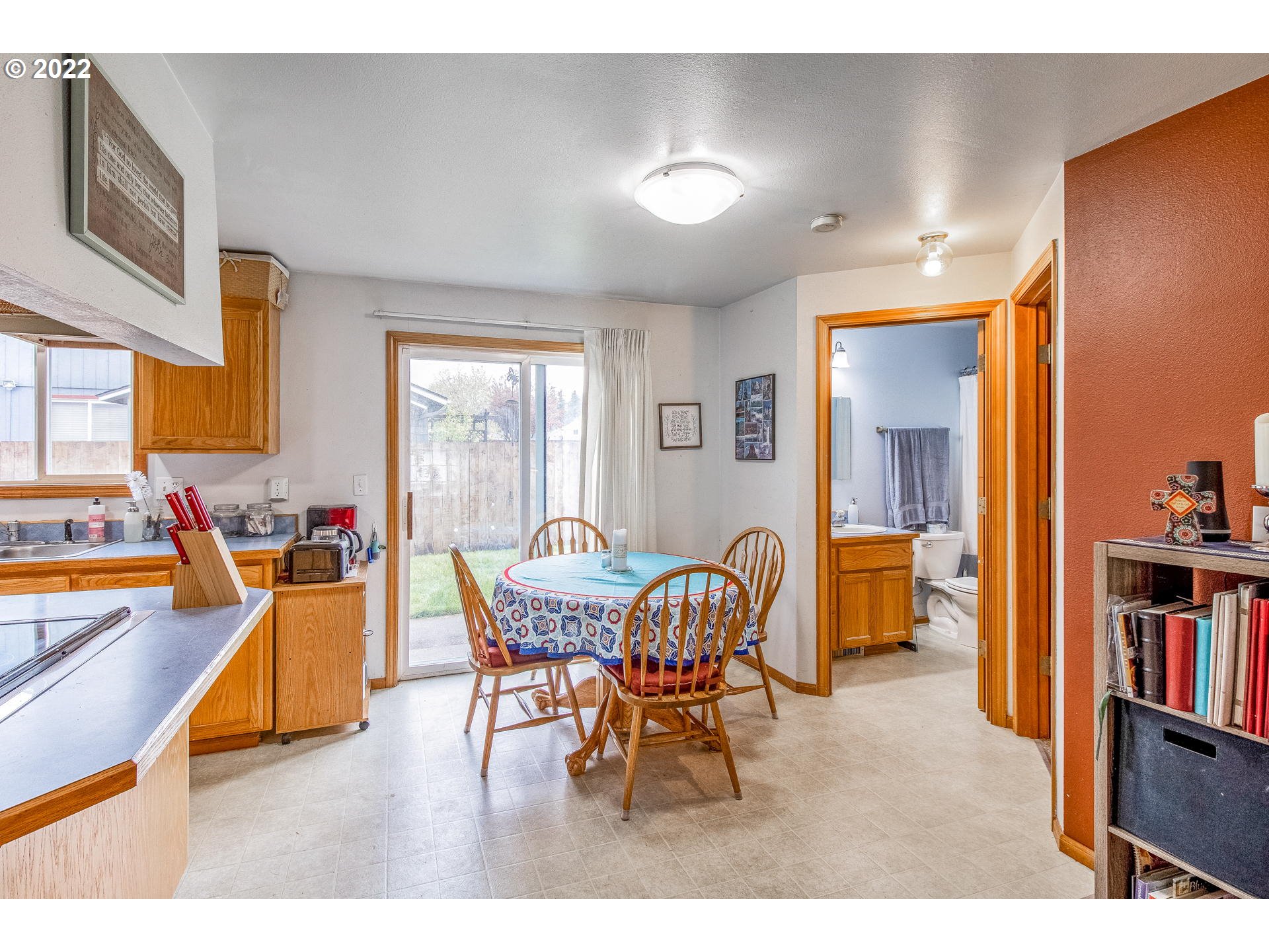 603 South 49th Place Springfield, OR 97478 - Photo 5 of 22