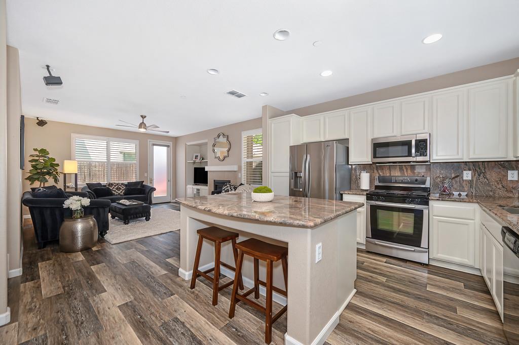 773 Courtyards Loop Lincoln, CA 95648 - Photo 5 of 56
