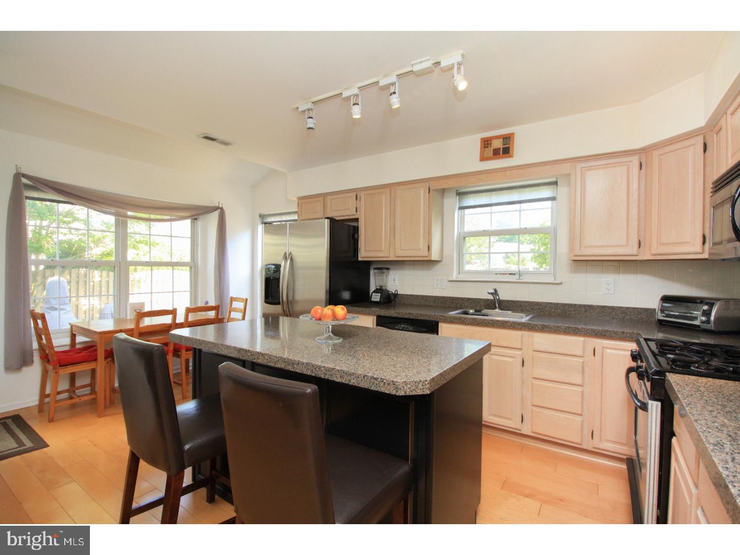 21 Stokes Road Mount Laurel, NJ 08054 - Photo 3 of 24 Kitchen