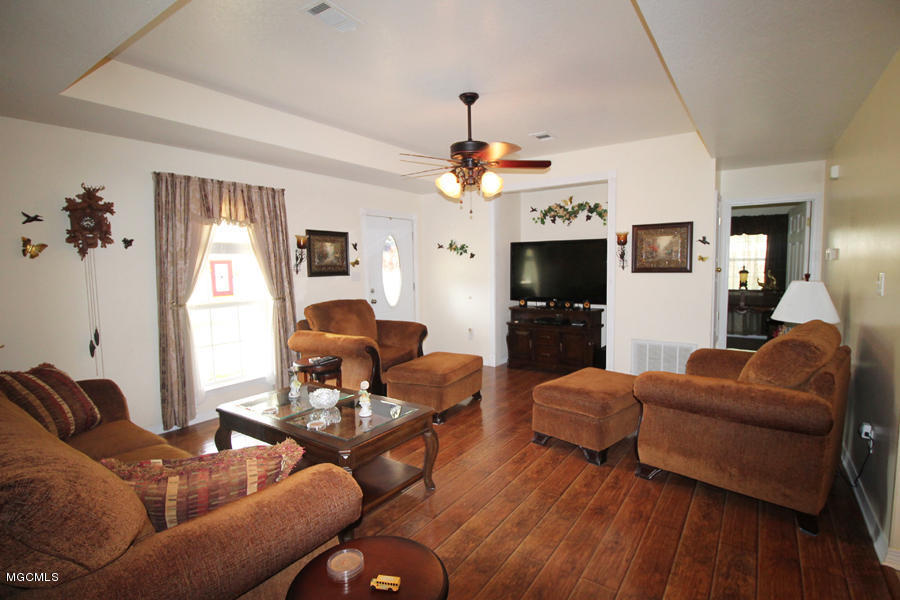 6812 Tanner Williams Road Lucedale, MS 39452 - Photo 4 of 36 2 (2)