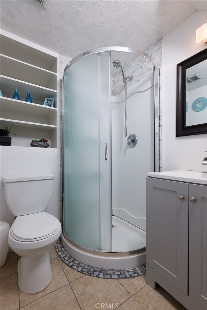 712 Old Toll Road Twin Peaks, CA 92391 - Photo 17 of 18 First floor bathroom