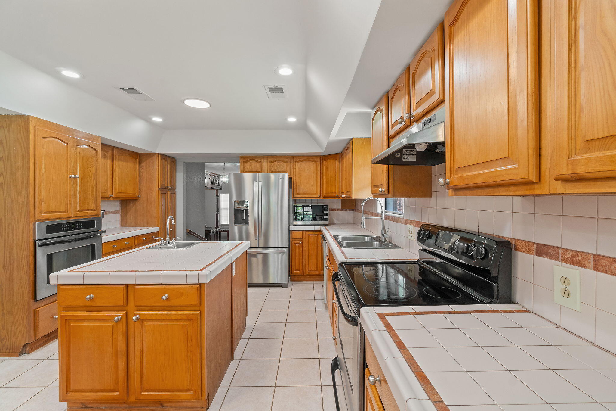 933 Dolphin Road Milton, FL 32583 - Photo 13 of 75 Kitchen