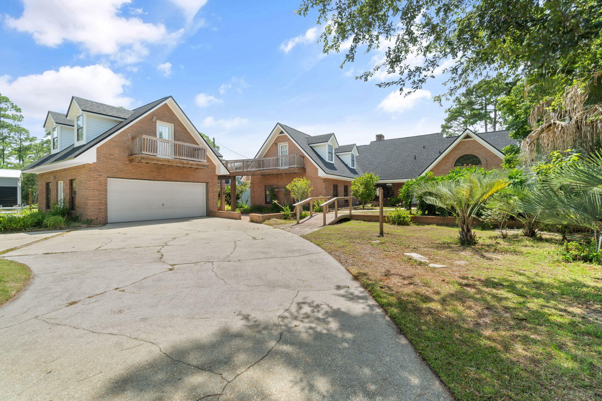 933 Dolphin Road Milton, FL 32583 - Photo 3 of 75 Circle Driveway