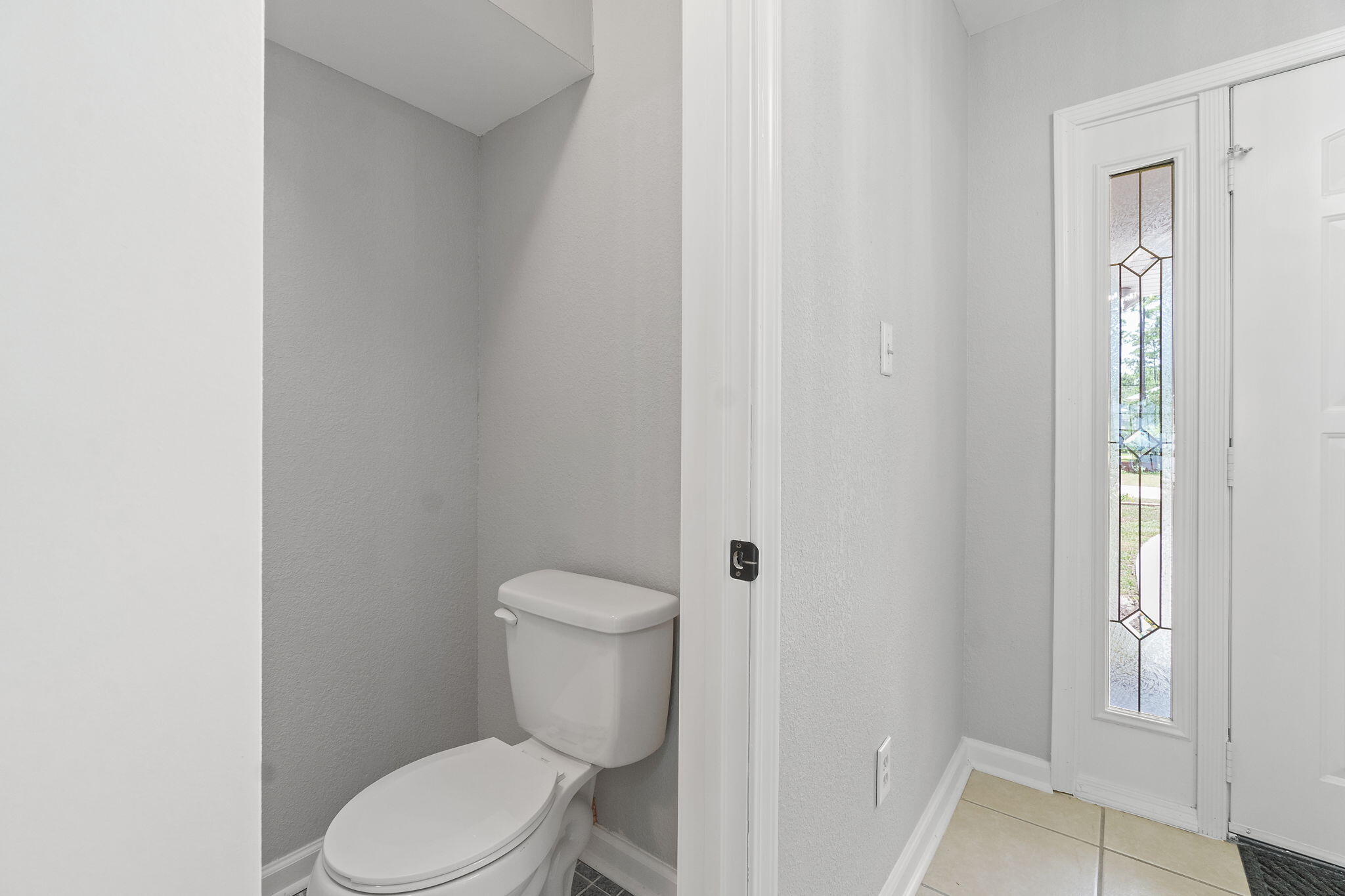 933 Dolphin Road Milton, FL 32583 - Photo 44 of 75 Half Bath