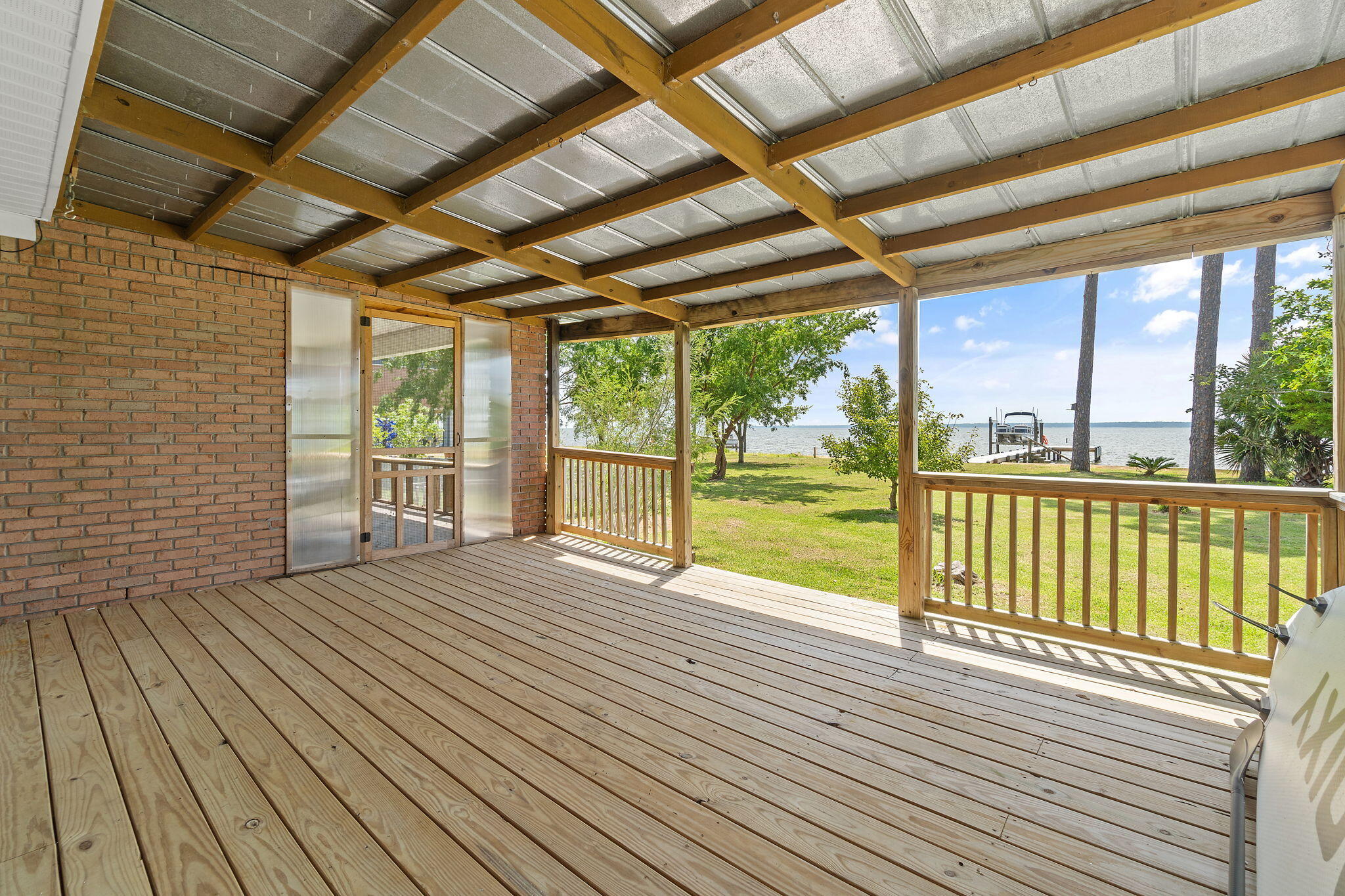 933 Dolphin Road Milton, FL 32583 - Photo 58 of 75 Back Porch