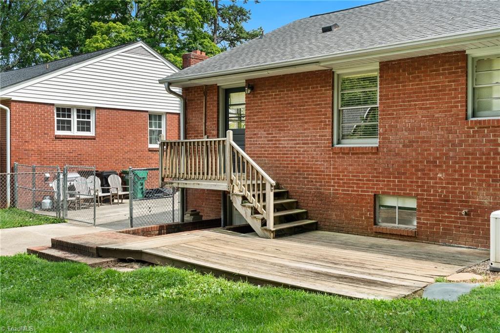 604 Sunset Drive High Point, NC 27262 - Photo 20 of 25