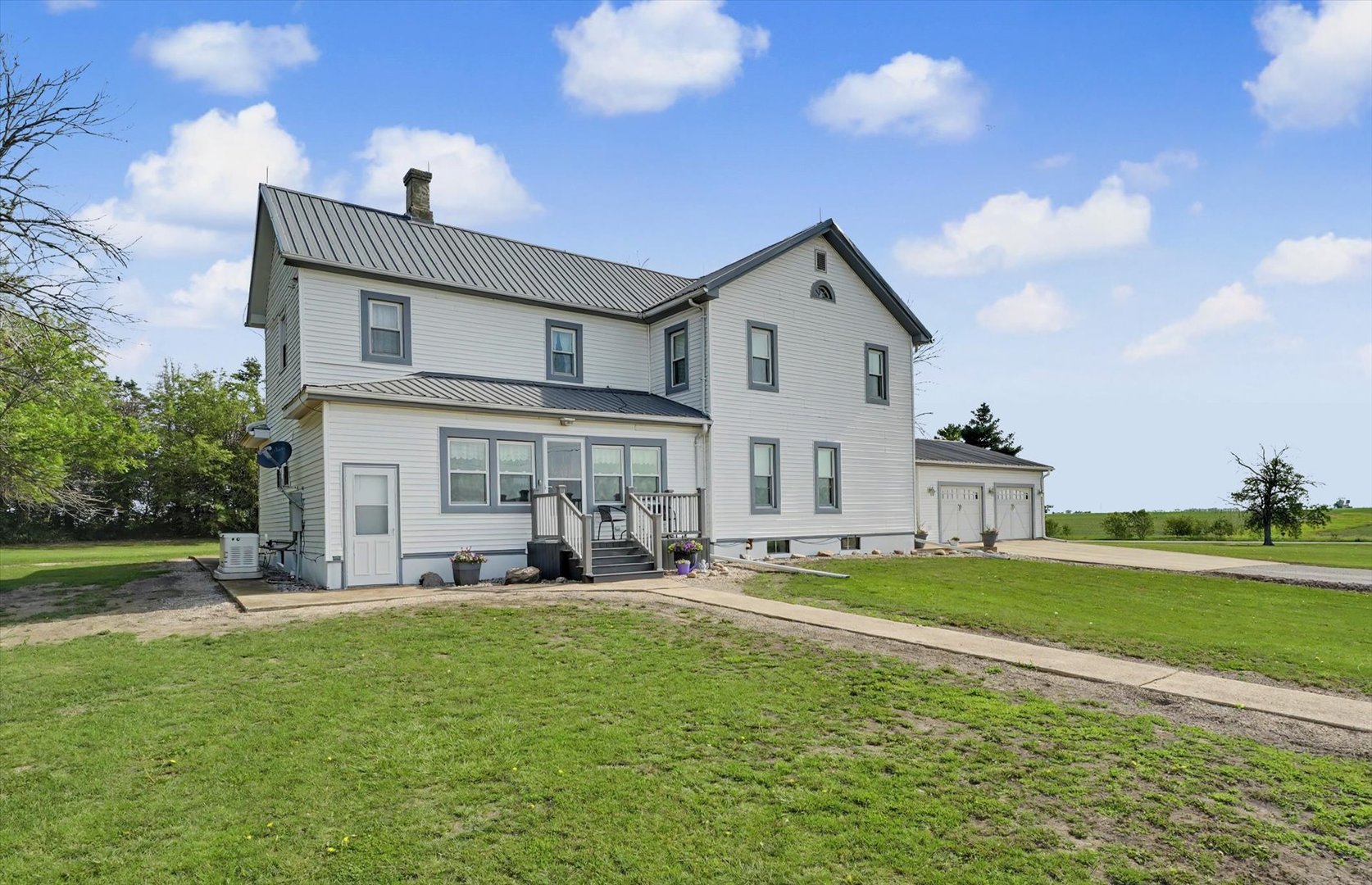 981 North 1200E Road Melvin, IL 60952 - Photo 3 of 45
