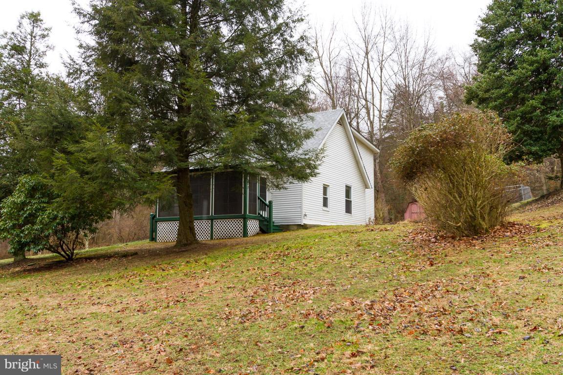 38 Gore Road Castleton, VA 22716 - Photo 2 of 28 Exterior (Front)