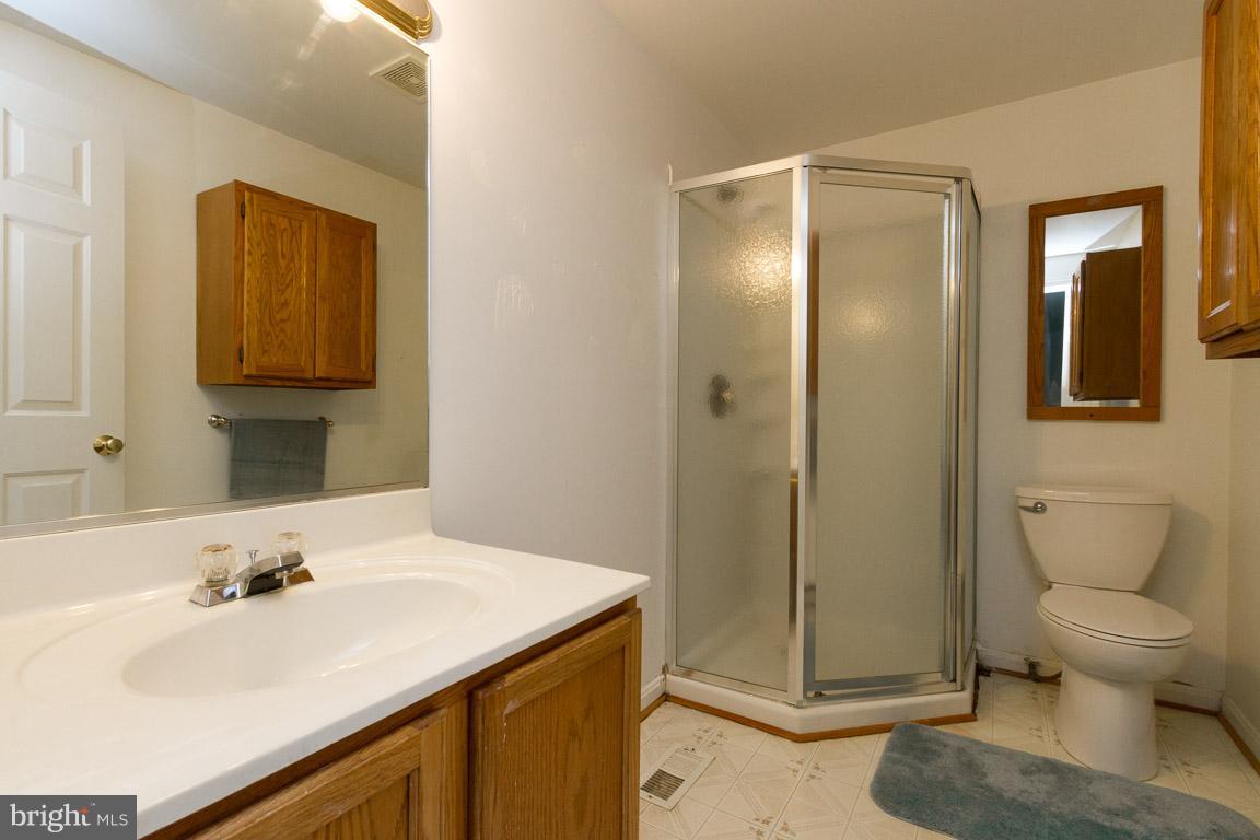 38 Gore Road Castleton, VA 22716 - Photo 14 of 28 Bath