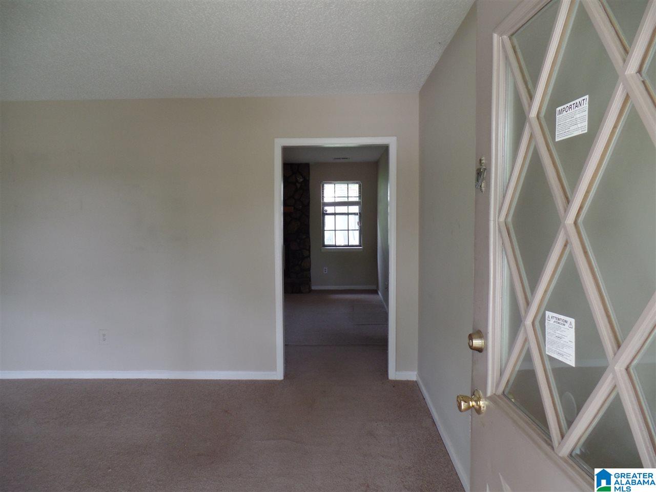 100 Dolphin Court Alabaster, AL 35007 - Photo 2 of 14