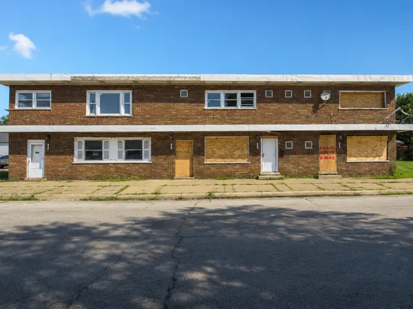 $159,000 | 24 Memorial Drive, Calumet City, IL 60409