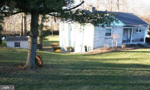 2035 Millstream Road Lancaster, PA 17602 - Photo 4 of 33 Gallery Image 4