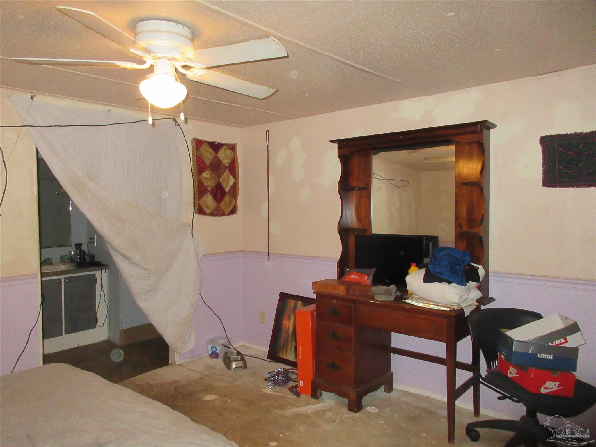 4715 Christopher Lane Milton, FL 32583 - Photo 16 of 40 Gallery Image 16