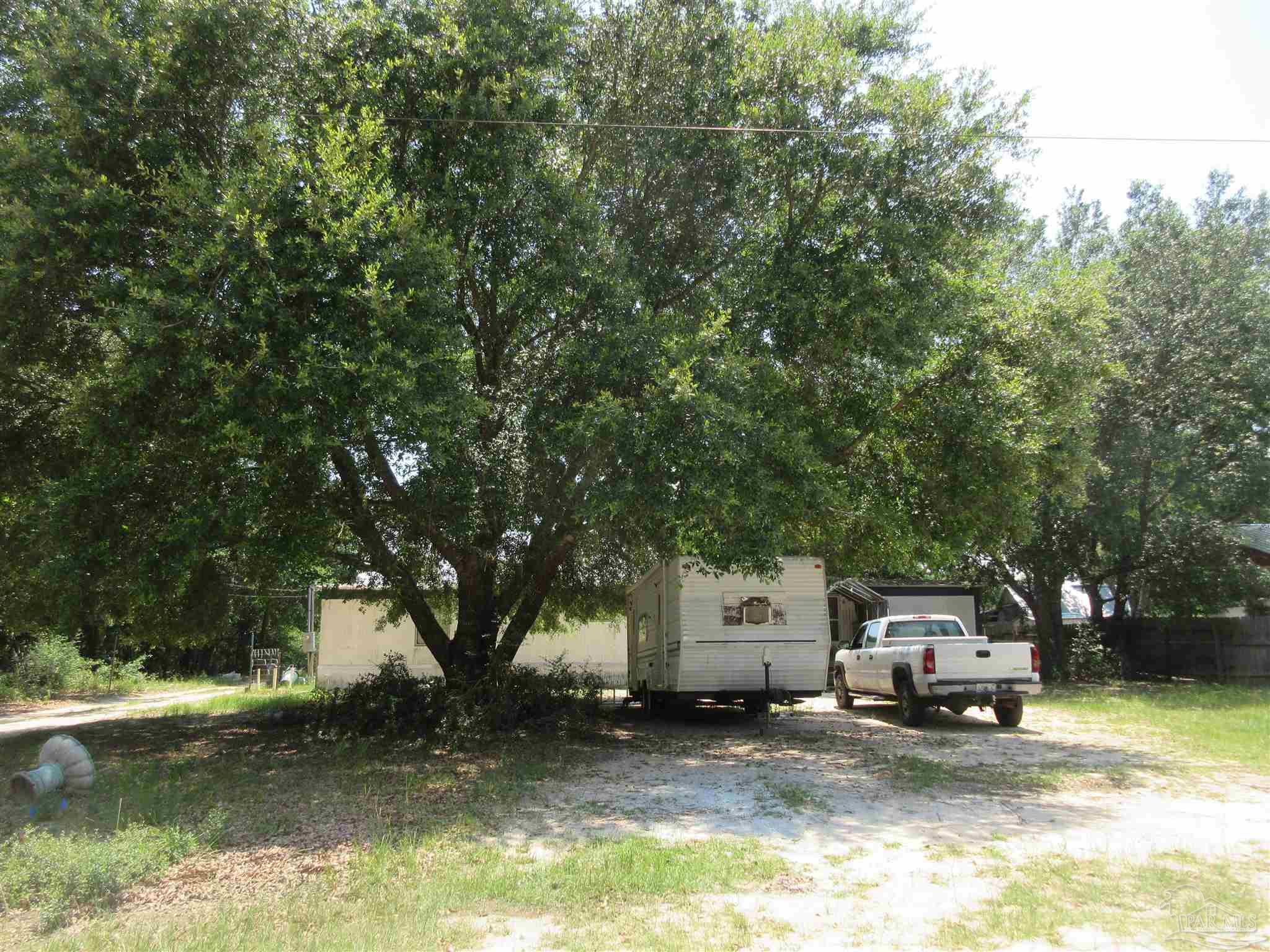 4715 Christopher Lane Milton, FL 32583 - Photo 28 of 40 Gallery Image 28
