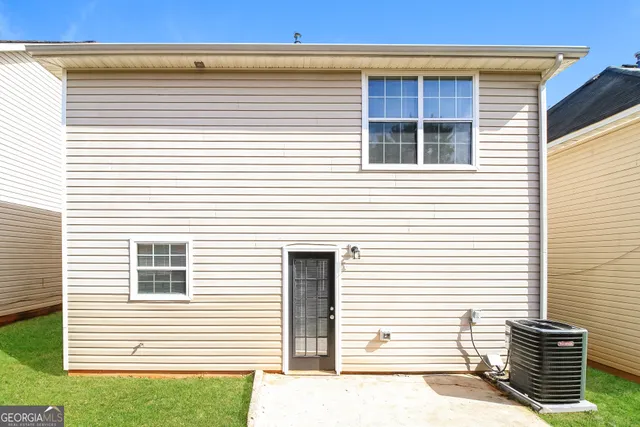 a side view of a house