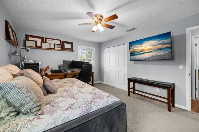 $3,250 | 2026 Northwest 19th Lane, Gainesville, FL 32605