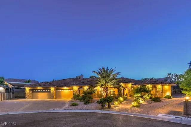 $2,250,000 | 9135 Hickam Avenue, Las Vegas, NV 89129